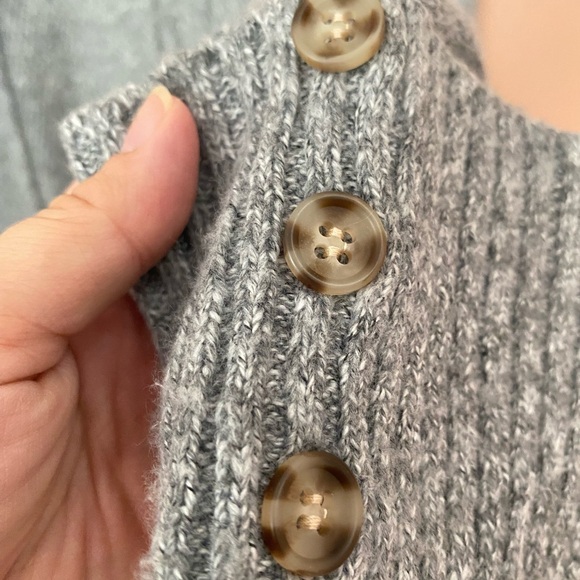 Fall sweater 🍁 - Picture 4 of 6